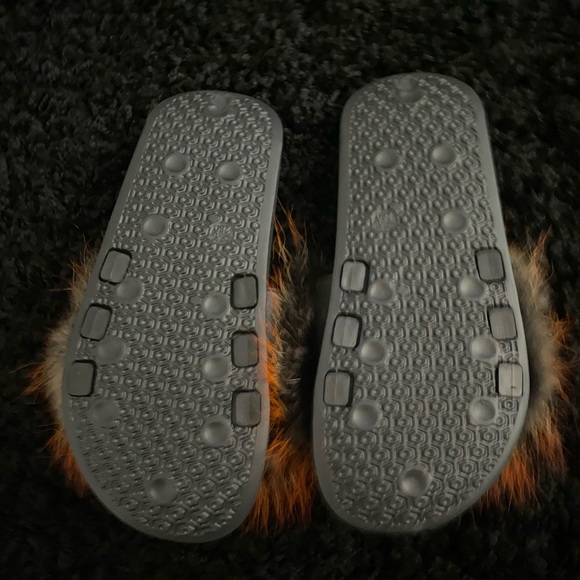 Slide - Picture 4 of 5